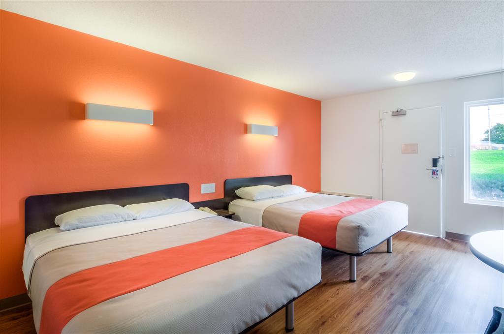 Motel 6 Normal Quarto foto